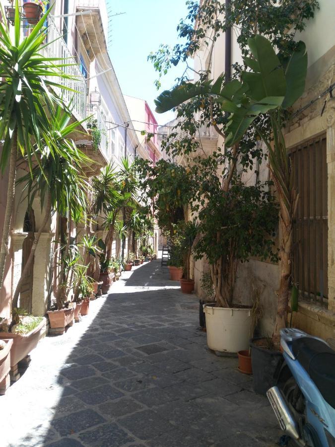 A Ficurinia Apartment Syracuse Ngoại thất bức ảnh