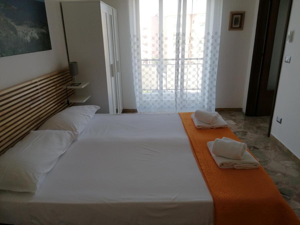 A Ficurinia Apartment Syracuse Ngoại thất bức ảnh